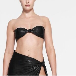 Skims Liquid Shine Swim
Knotted Bikini Top